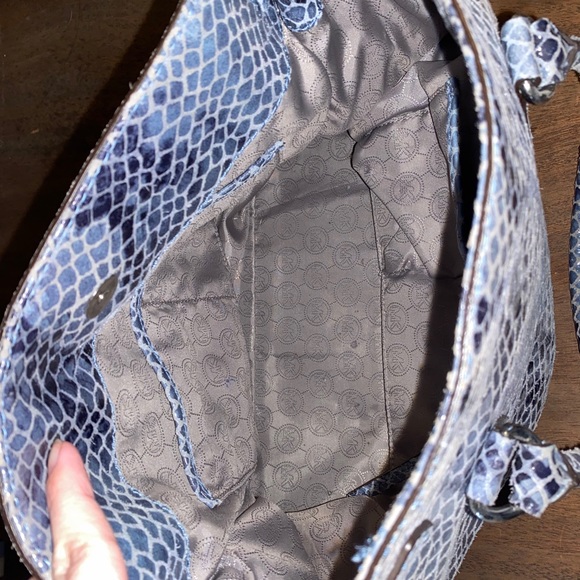 Michael Kors purse and wallet - Picture 4 of 7